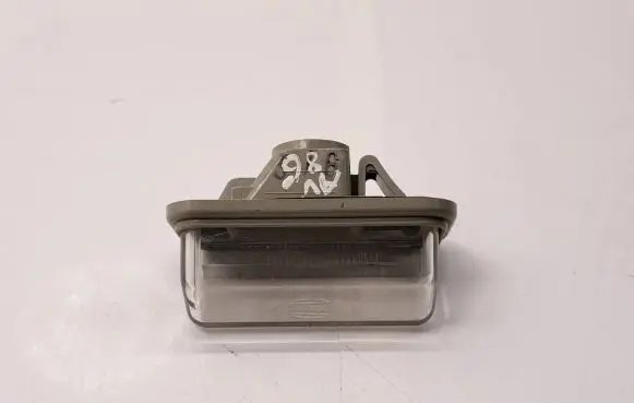 Toyota Avensis T250 Number plate light 8127005042