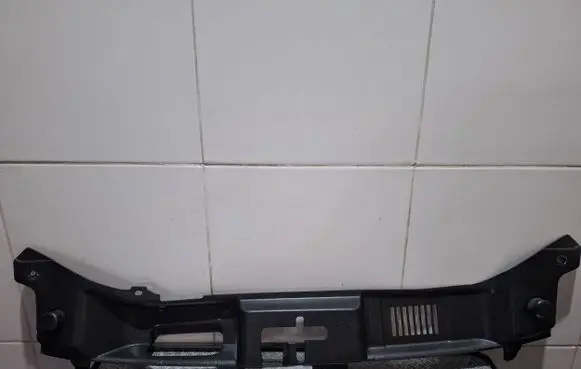 Volvo V50 Top upper radiator support slam panel 31217666
