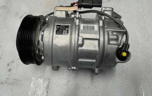 BMW X3 G01 Air conditioning (A/C) compressor (pump) 6994082
