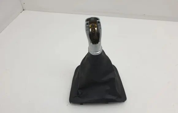 Hyundai i40 Gear lever shifter trim leather/knob