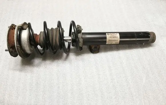 BMW X1 E84 Front shock absorber/damper 6851333 E84V062BL