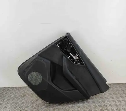 Audi Q7 4M Rear door card panel trim 4M0867304C
