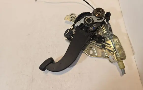 Mercedes-Benz C W204 Handbrake/parking brake lever assembly A2044200084