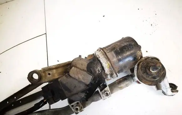 Nissan Note (E11) Wiper motor
