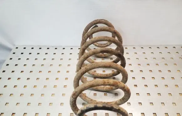Jeep Grand Cherokee (WJ) Rear coil spring