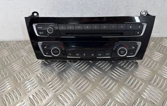 BMW 1 F20 F21 Climate control unit 9363546 6814187