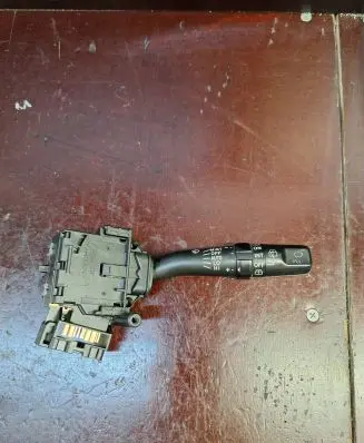 Toyota Avensis T250 Wiper control stalk 173821 84652 05170
