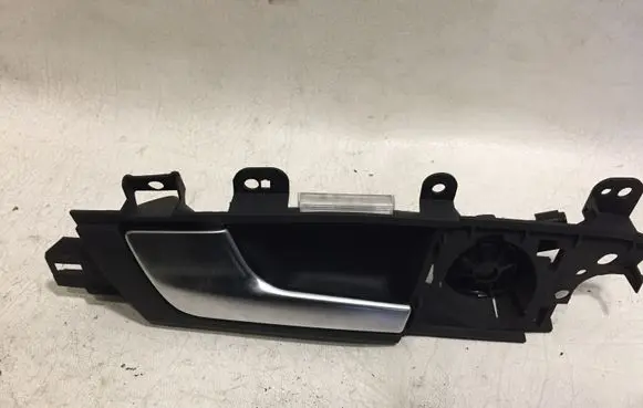 Audi A3 S3 A3 Sportback 8P Front door interior handle 8P4839019