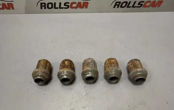 Nuts/bolts