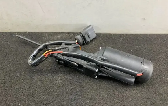 Audi A8 S8 D3 4E Tailgate/trunk/boot lift motor 