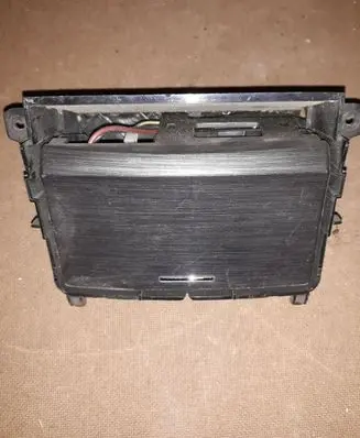 Toyota Avensis T270 Ashtray (front) 