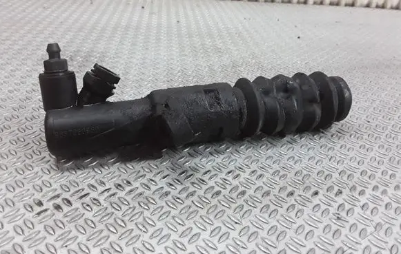 Clutch master cylinder
