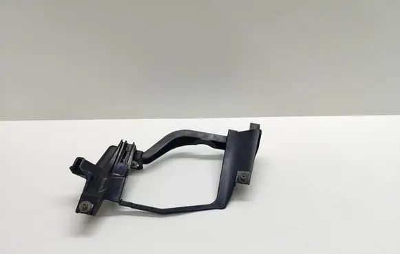 BMW 5 E60 E61 Headlight/headlamp mounting bracket 158737 15873700