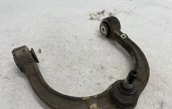 Front lower control arm/wishbone