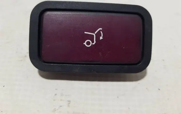 Mercedes-Benz E W211 Tailgate/trunk/boot open switch 2118219551DDDD A2118219551