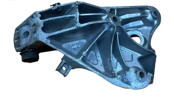 BMW X5 F15 Engine mounting bracket 22116859785 6859785 67871110