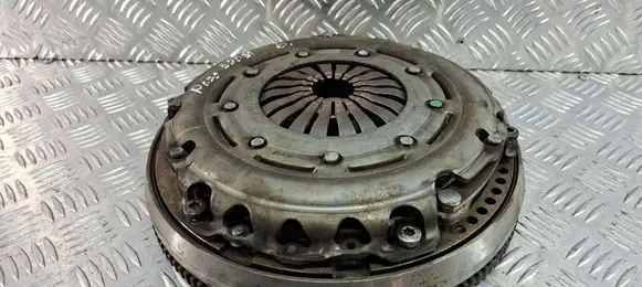 Peugeot 5008 II Clutch set kit 9813700980