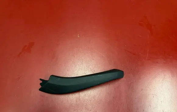 BMW X3 G01 Front door interior handle trim 7470709 7410251