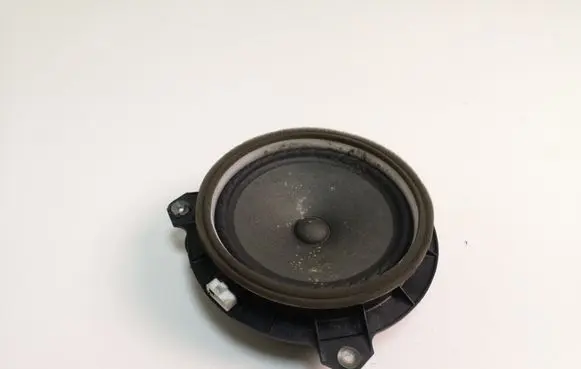 Toyota Verso Rear door speaker