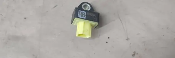 Toyota Highlander XU70 Airbag deployment crash/impact sensor 898310E170 2523E7ZGK
