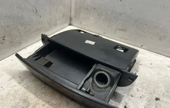 Mercedes-Benz S W220 Car ashtray A2206800252