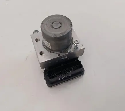 Peugeot 208 ABS Pump 9842417680