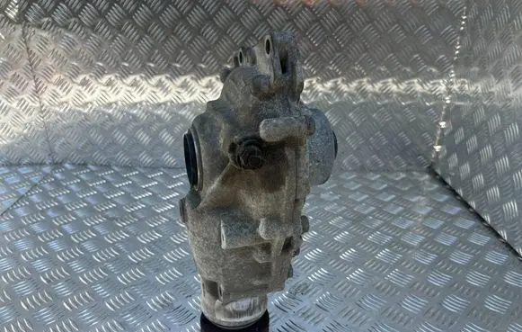 BMW 7 G11 G12 Front differential 7648882