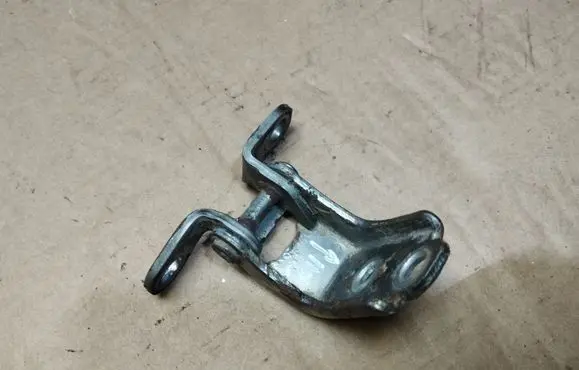 Honda Civic Rear door lower hinge