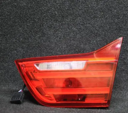 BMW 4 F32 F33 Tailgate rear/tail lights 7296102