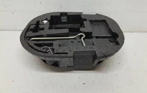 Citroen C4 Grand Picasso Spare wheel section trim 9681017380