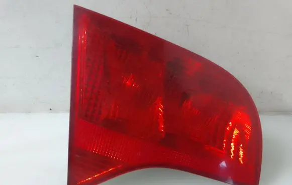 Audi A4 S4 B7 8E 8H Tailgate rear/tail lights 