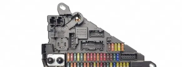 BMW 5 E60 E61 Fuse box set 6906618 6906619