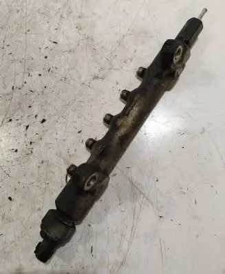 Toyota Avensis T250 Fuel main line pipe