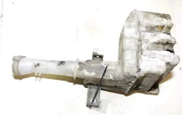Mazda Premacy Windshield washer fluid reservoir/tank