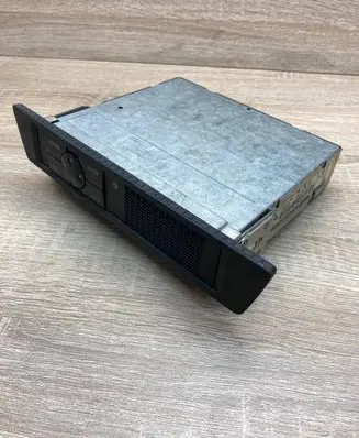 Volkswagen PASSAT B5 GPS navigation control unit/module 3B0919885A 7612001294 B3997