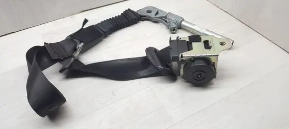BMW 5 E60 E61 Front seatbelt 601629600D
