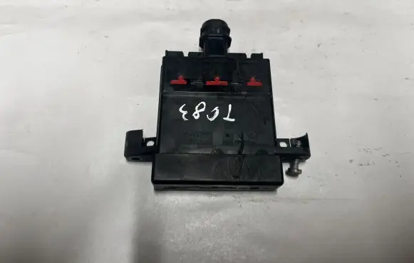 BMW 5 F10 F11 Current control relay 9153418