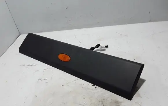 Fender trim (molding)