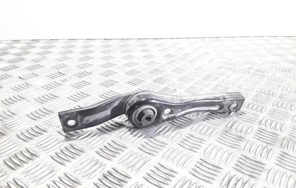 Gearbox mounting bracket