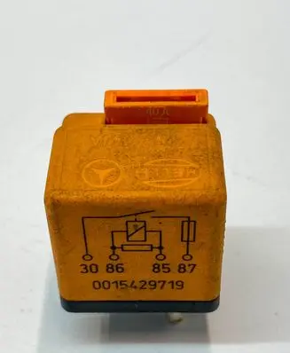 Mercedes-Benz SL R129 Other relay 0015429719 A0015429719