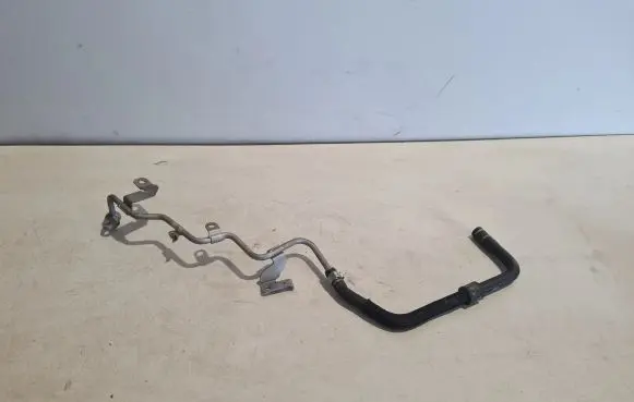 Coolant pipe/hose