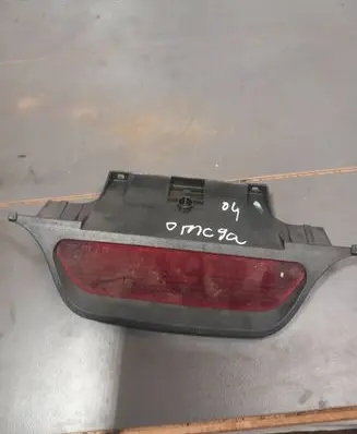 Opel Omega B2 Third/center stoplight 90457849
