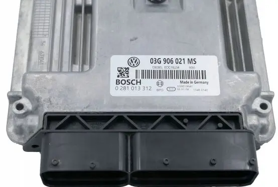 Volkswagen PASSAT B6 Engine control unit/module 03G906021MS