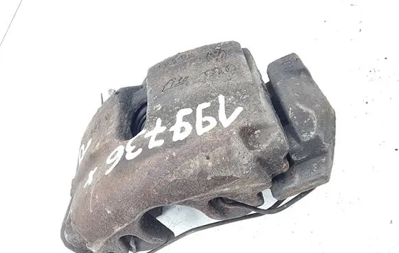 Skoda Octavia Mk2 (1Z) Front brake caliper