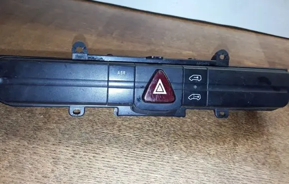 Mercedes-Benz Sprinter W906 Hazard light switch A9065450107