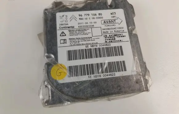 Peugeot 508 Airbag control unit/module 9677910680