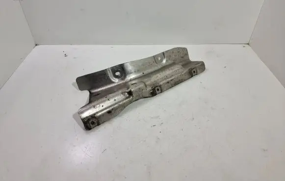 BMW 5 F10 F11 Heat shield in engine bay 51487185203 7185203