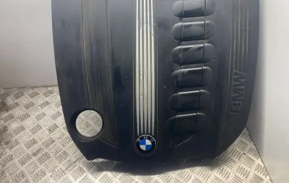 BMW 5 F10 F11 Engine cover (trim) 8510365 7800575