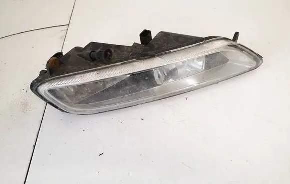 Volkswagen PASSAT B7 Front fog light 176623 176624-01