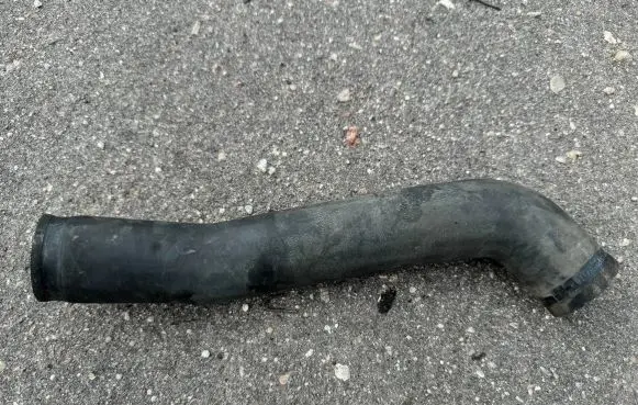 Mercedes-Benz Sprinter W901 W902 W903 W904 Engine coolant pipe/hose 9015011182